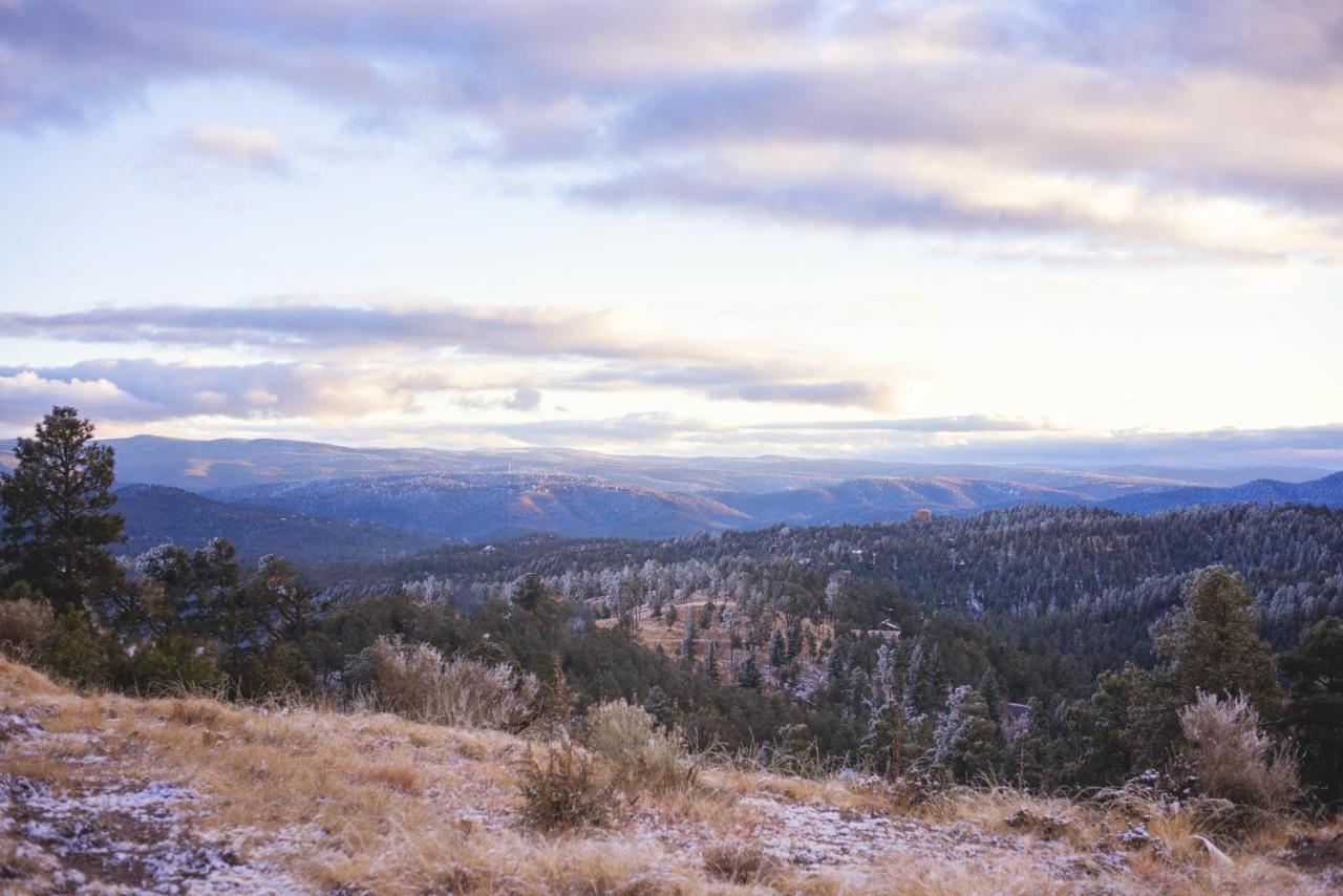 Huge Ruidoso Retreat With Game Room, Pool, 2 Balconies, 2 Kitchens - Sleeps 17! Экстерьер фото